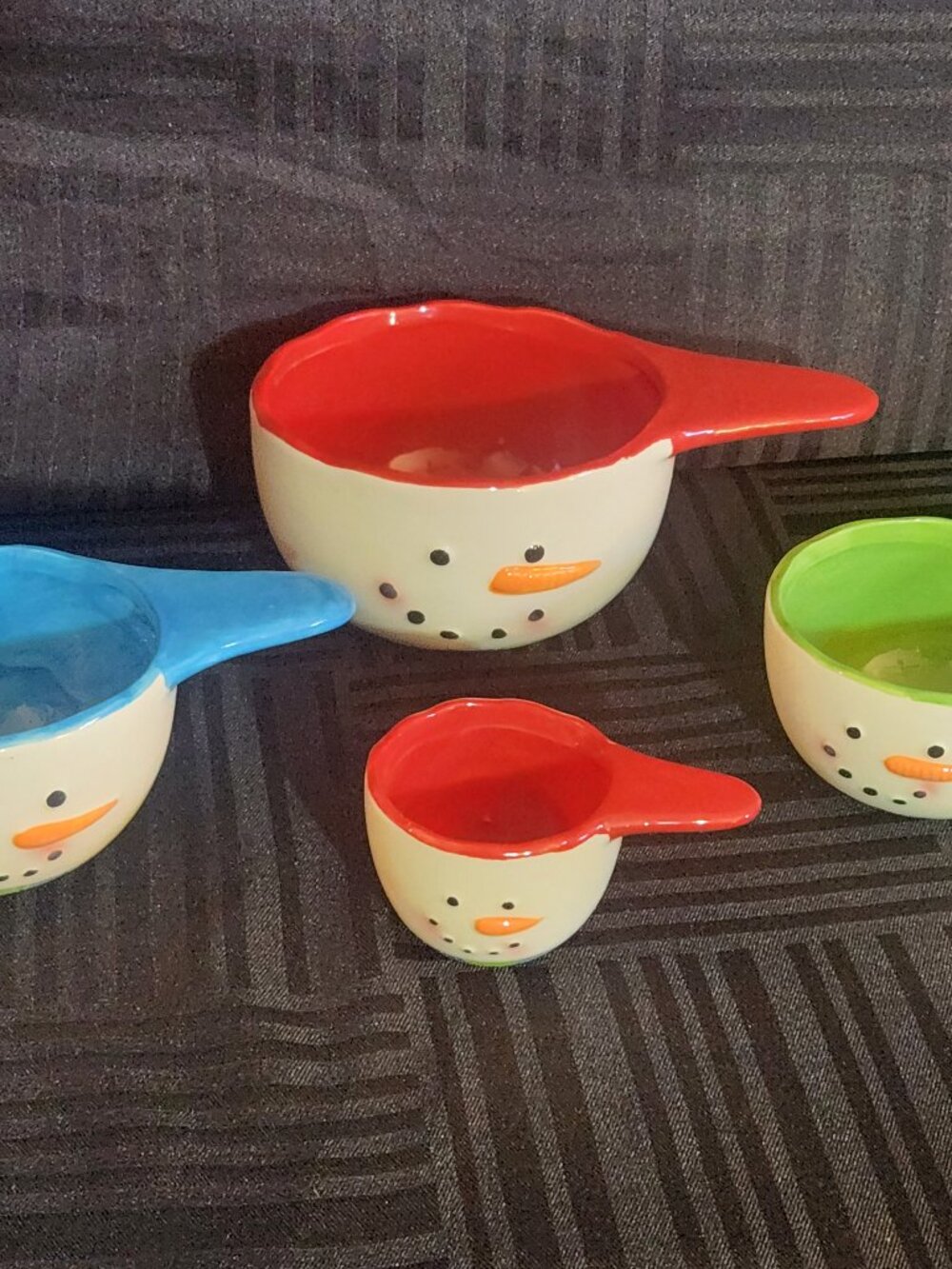 Le Gourmet Chef Snowman Measuring Cups Set Ceramic Holiday Nesting Bowls